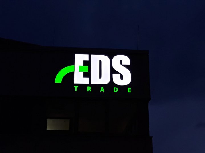 EDS nápis